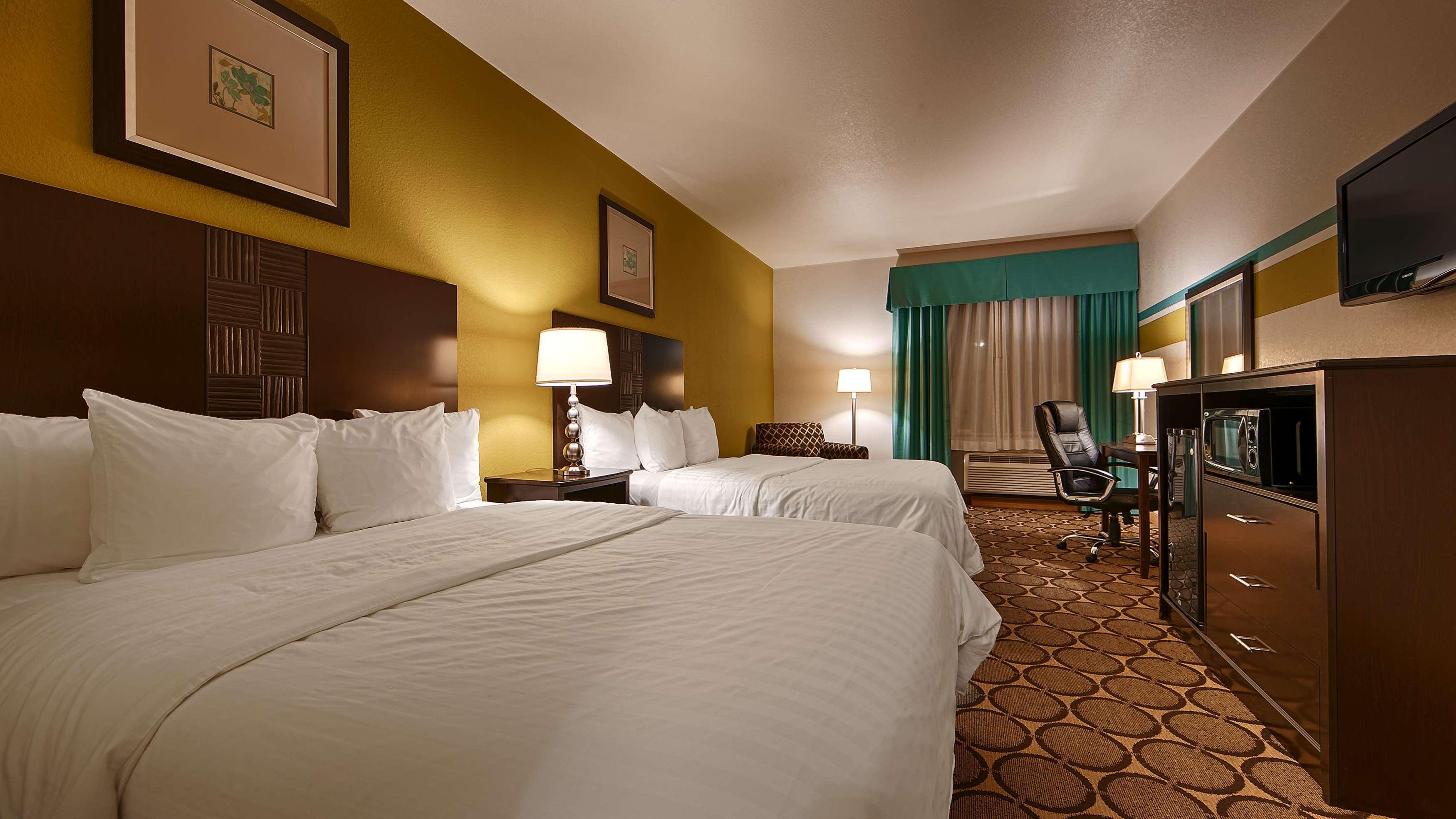 Best Western Douglas Inn & Suites Ngoại thất bức ảnh