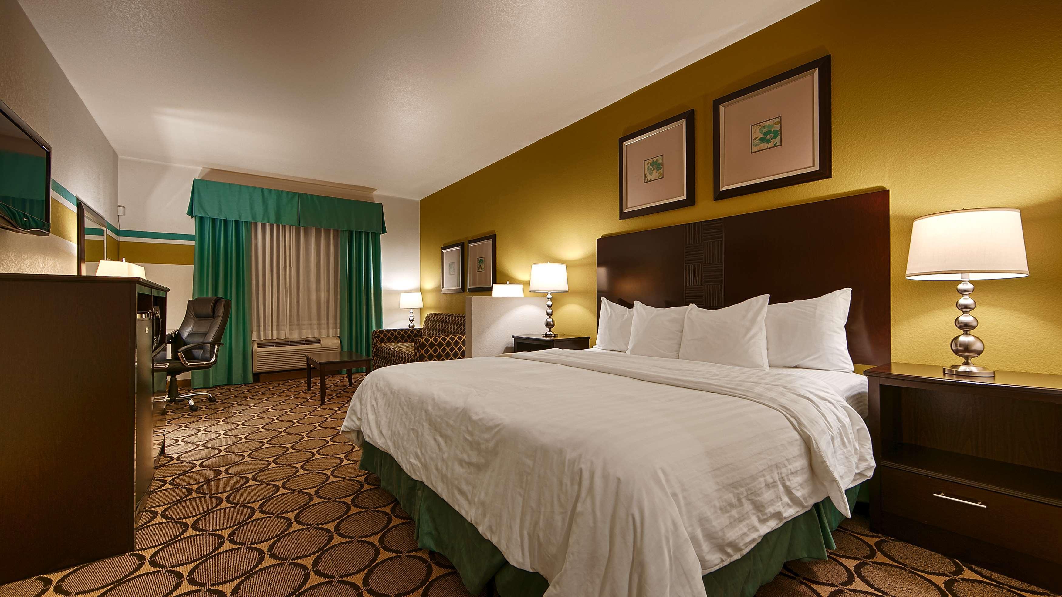 Best Western Douglas Inn & Suites Ngoại thất bức ảnh