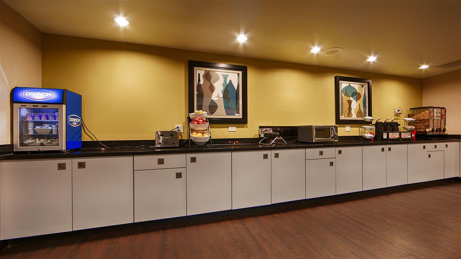 Best Western Douglas Inn & Suites Ngoại thất bức ảnh