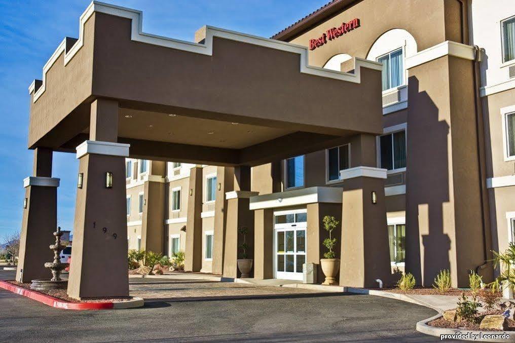 Best Western Douglas Inn & Suites Ngoại thất bức ảnh